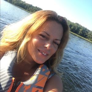 Meet your Posher, Vanessa